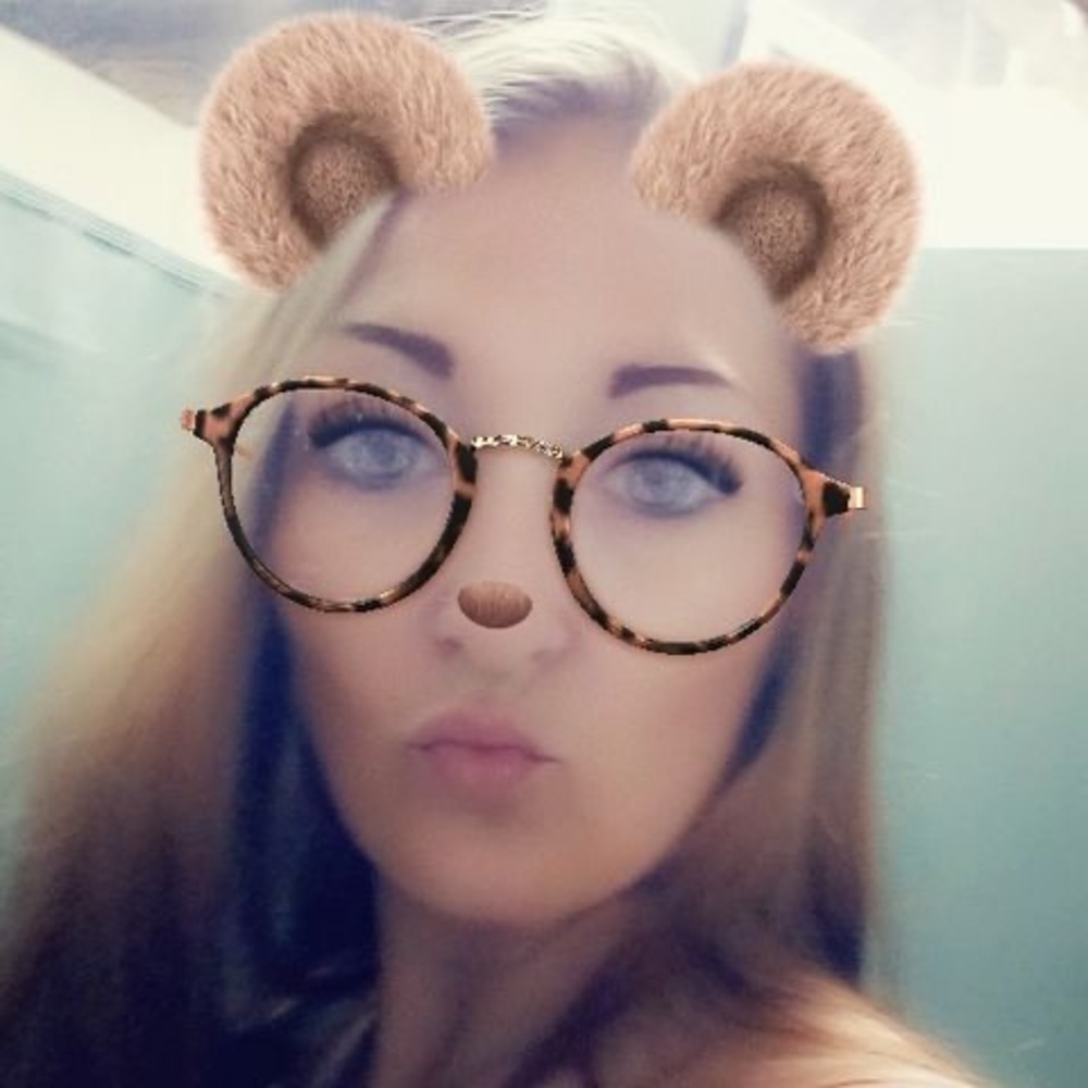 Meet your Posher, Jackie